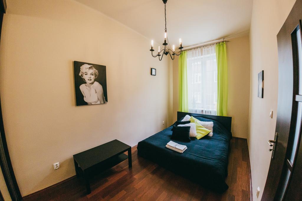 Ferienwohnung Hieronim - By The Vistula River Krakau Exterior foto